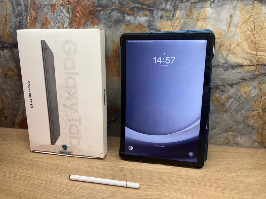 Samsung Galaxy Tab A9 Plus 5G - 64GB (with case + pen), Ophalen of Verzenden, Zo goed als nieuw, 11 inch, 64 GB