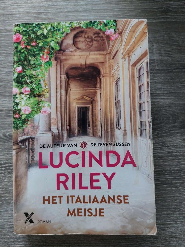 Lucinda Riley - Het Italiaanse meisje, Ophalen of Verzenden, Gelezen, Lucinda Riley