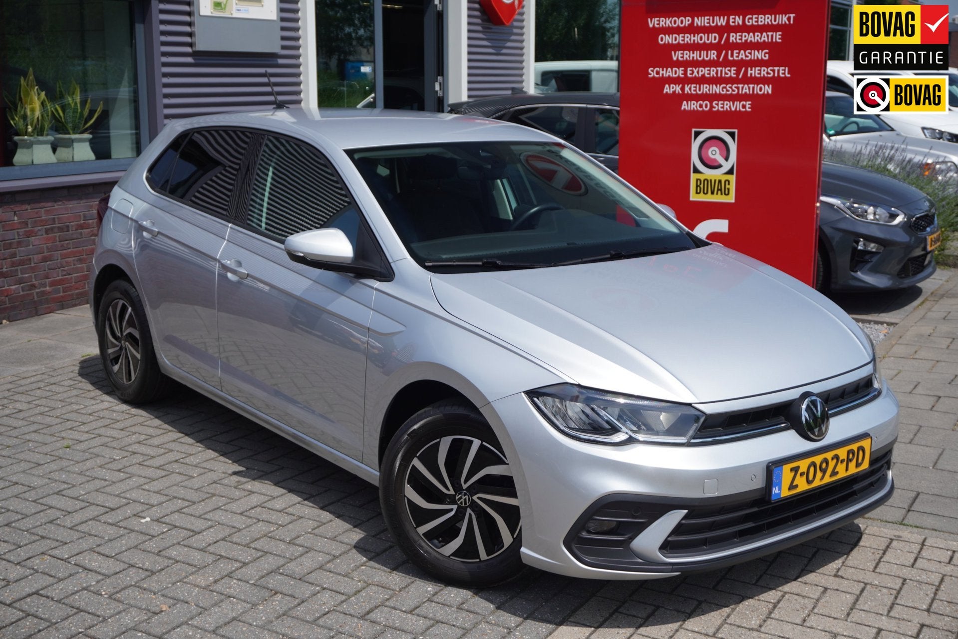 Volkswagen POLO 1.0 TSI Business / Cruise control / Carplay, Voorwielaandrijving, Stof, Gebruikt, 1072 kg