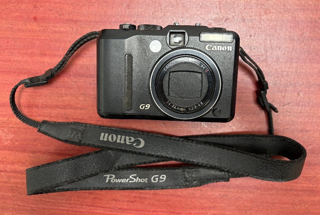 Canon G9 camera + 2 batterijen, oplader en 2GB geheugenkaart, Audio, Tv en Foto, Fotocamera's Digitaal, Gebruikt, Canon, 12 megapixels