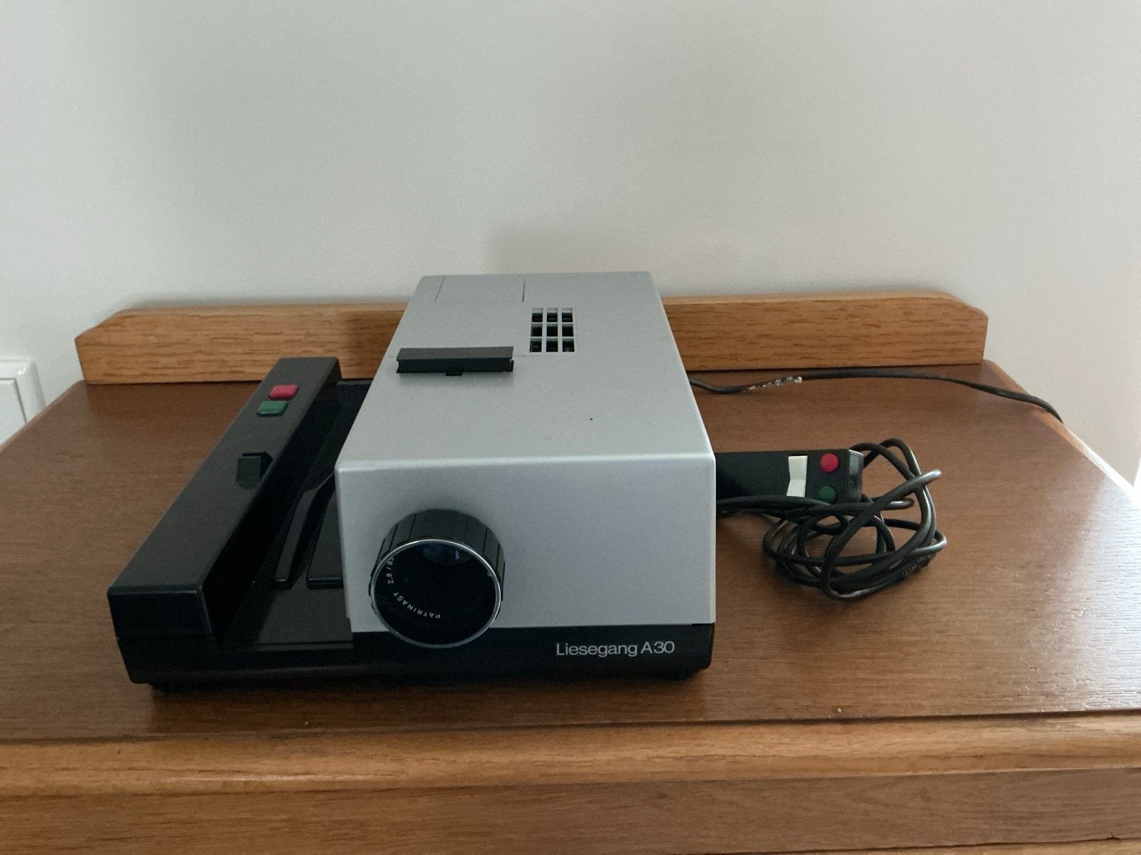 Liesegang A30 Diaprojector met Afstandsbediening, Ophalen, Gebruikt