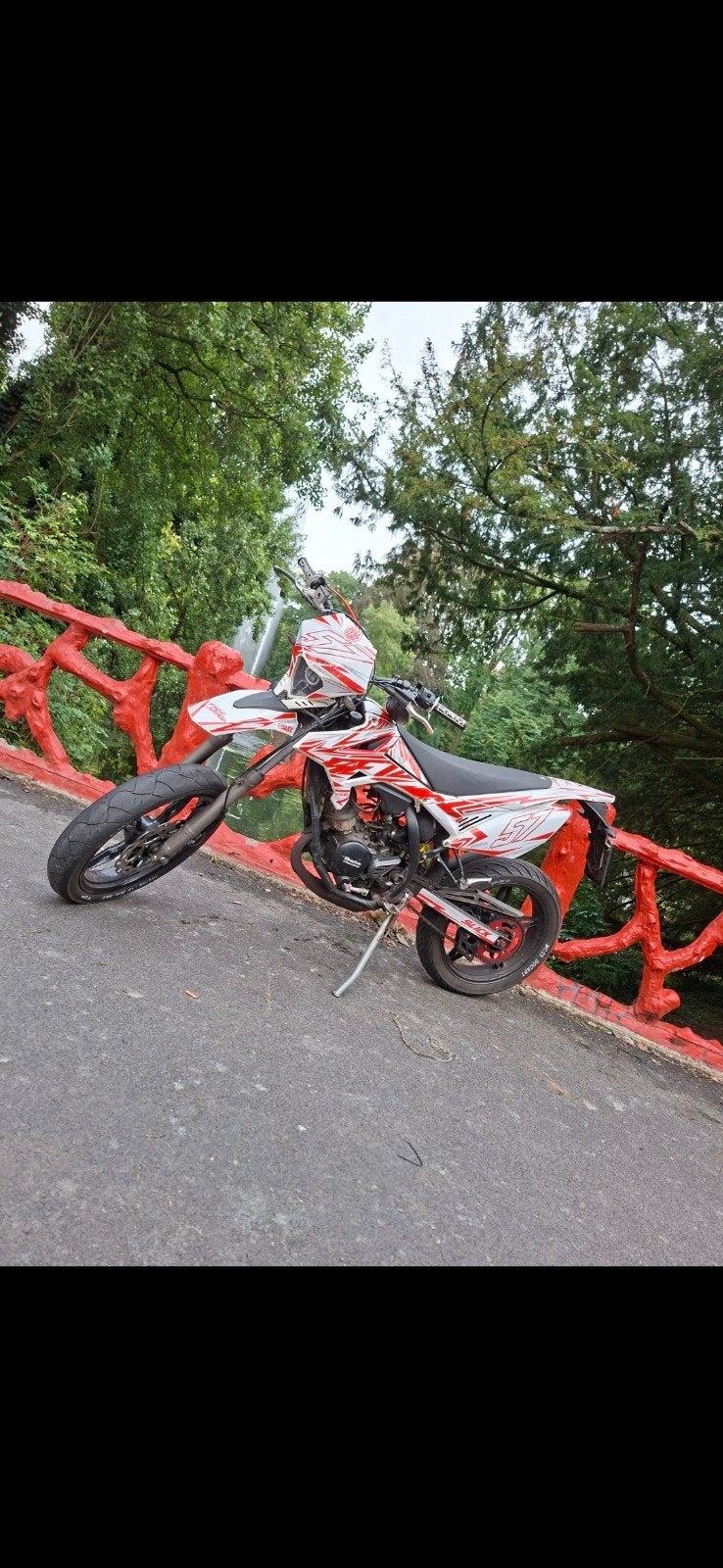 Beta RR 50 (2020) met Stage 6 uitlaat en unieke looks, Fietsen en Brommers, Brommers | Overige merken, Ophalen, 6 versnellingen