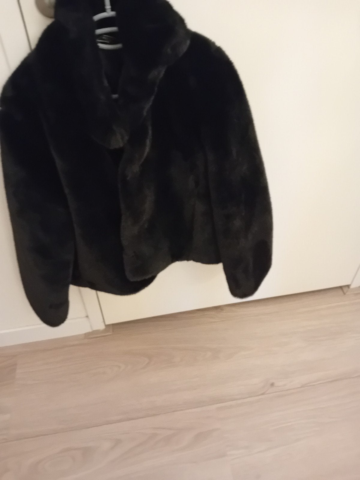 Zwarte faux fur jas, Maat 38/40 (M), Golden DaysOnbekend, Zwart, Ophalen of Verzenden