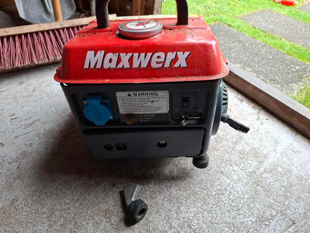 Aggregaat op benzine 800W, Ophalen, Gebruikt