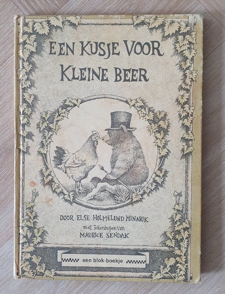 Boekje Een Kusje Voor Kleine Beer (3e druk 1977), Boeken, Verzenden, Gelezen, Fictie algemeen
