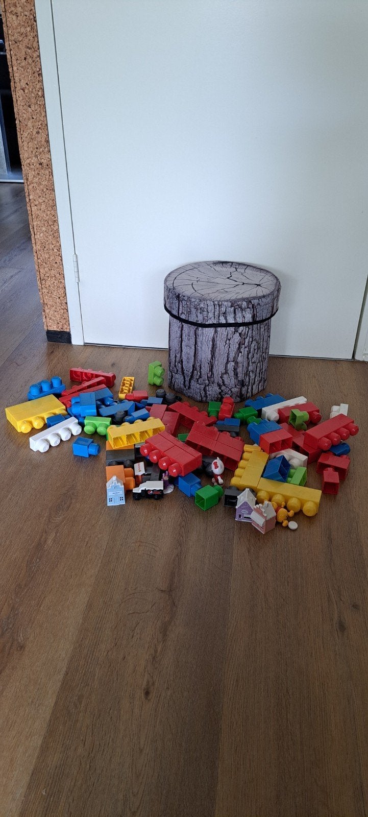Grote bouwblokken en huisjes met poef voor kinderwinkeltje, Ophalen, Gebruikt, Overige merken