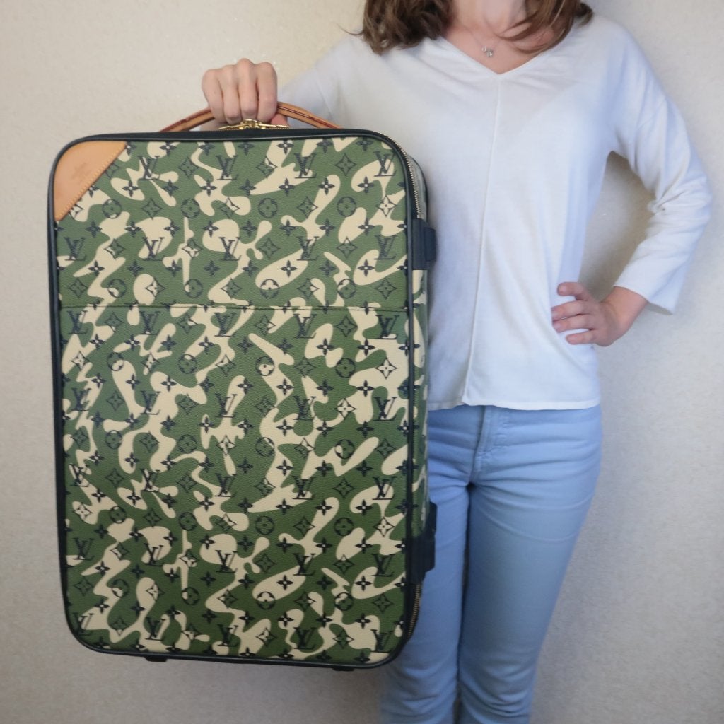 Louis Vuitton Camouflage Monogramouflage Koffer Suitcase, Sieraden, Tassen en Uiterlijk, Koffers, Overige materialen, Wieltjes