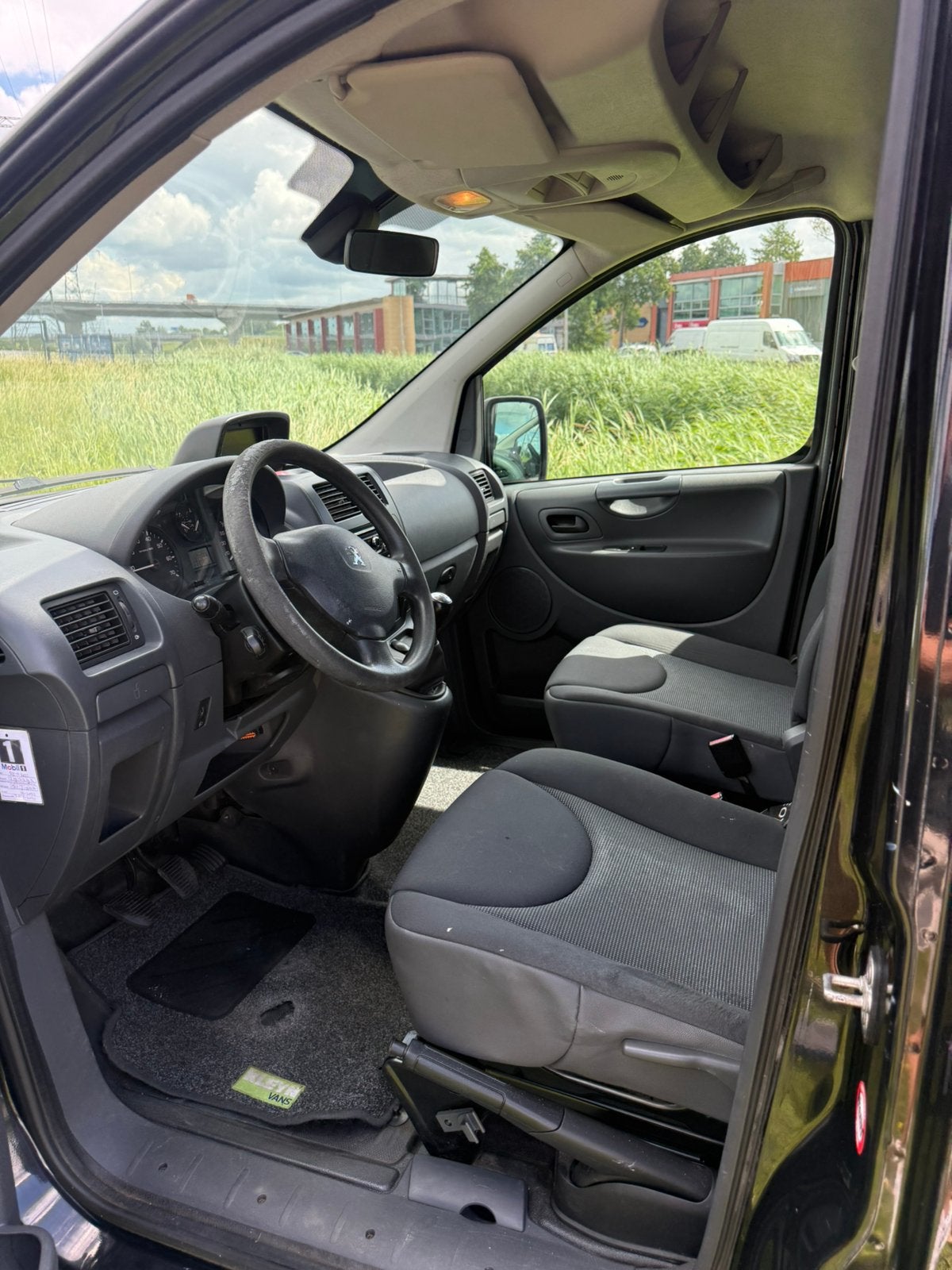 Peugeot Expert 1.6 HDI  2014, Auto's, 1636 kg, Euro 5, Zwart, 4 cilinders