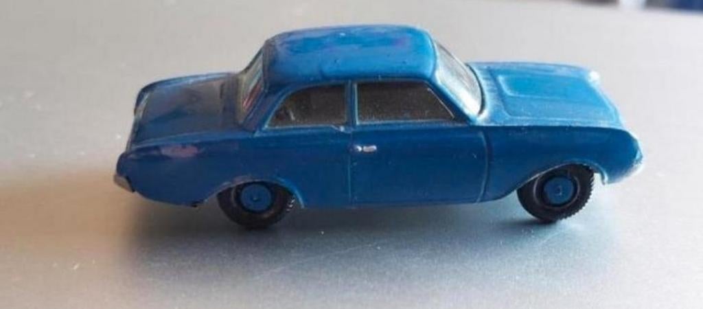 H0LK 0319 FORD TAUNUS BADKUIP 1/87, Ophalen of Verzenden, Zo goed als nieuw, Auto