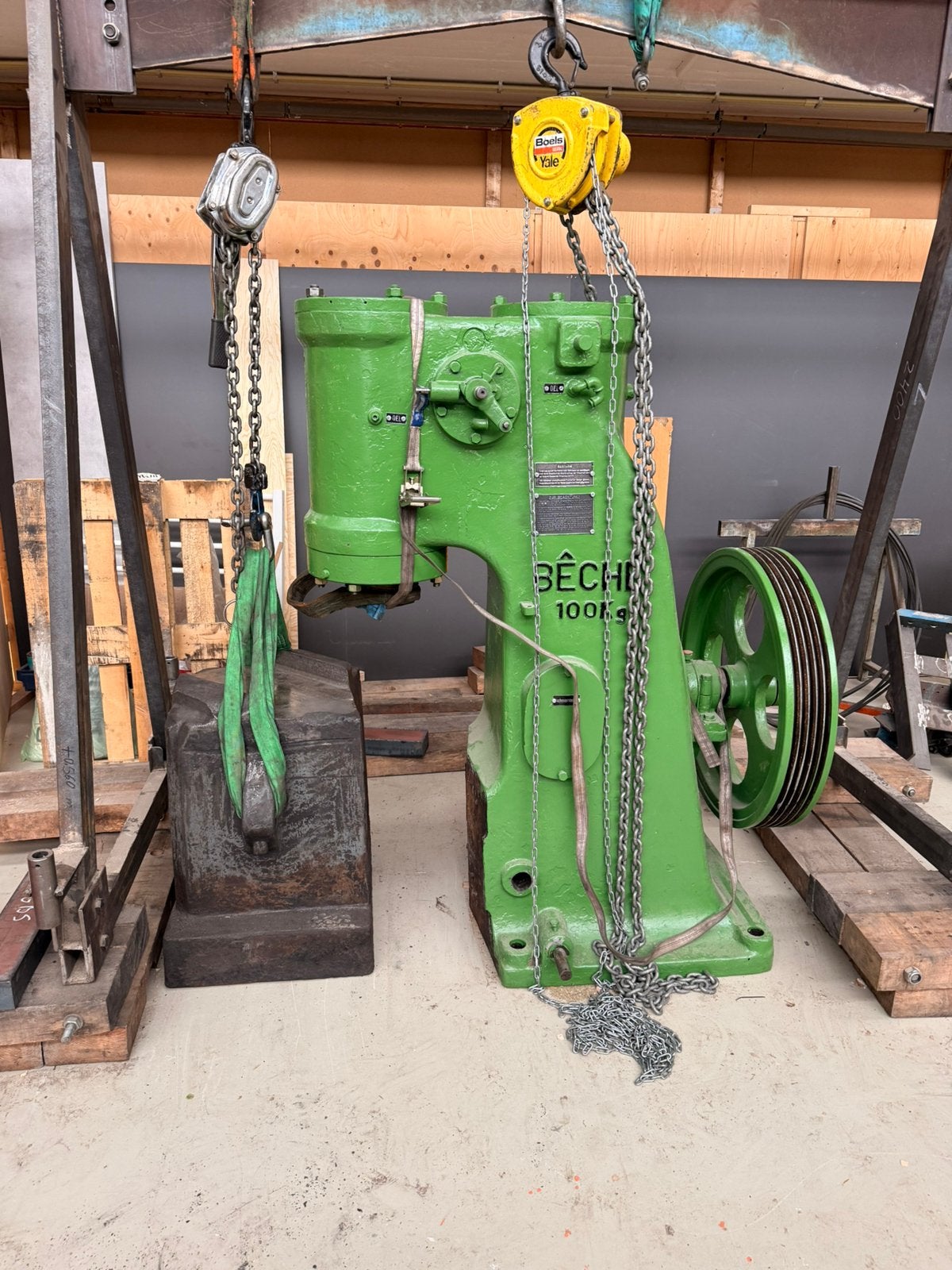 Complete Werkplaatsinrichting Metaalbewerking Schiedam, Ophalen