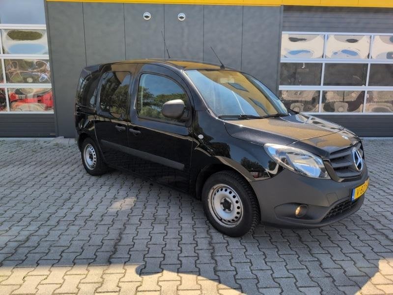 Bedrijfsauto, Mercedes-Benz, Citan 111 CDI BlueEFFICIENCY, 2, Auto's, 4 cilinders, Bedrijf, 2 stoelen, 1050 kg