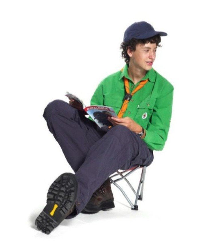 Gezocht: welpenblouse maat 176, Verzamelen, Scouting, Ophalen of Verzenden, Zo goed als nieuw, Kleding