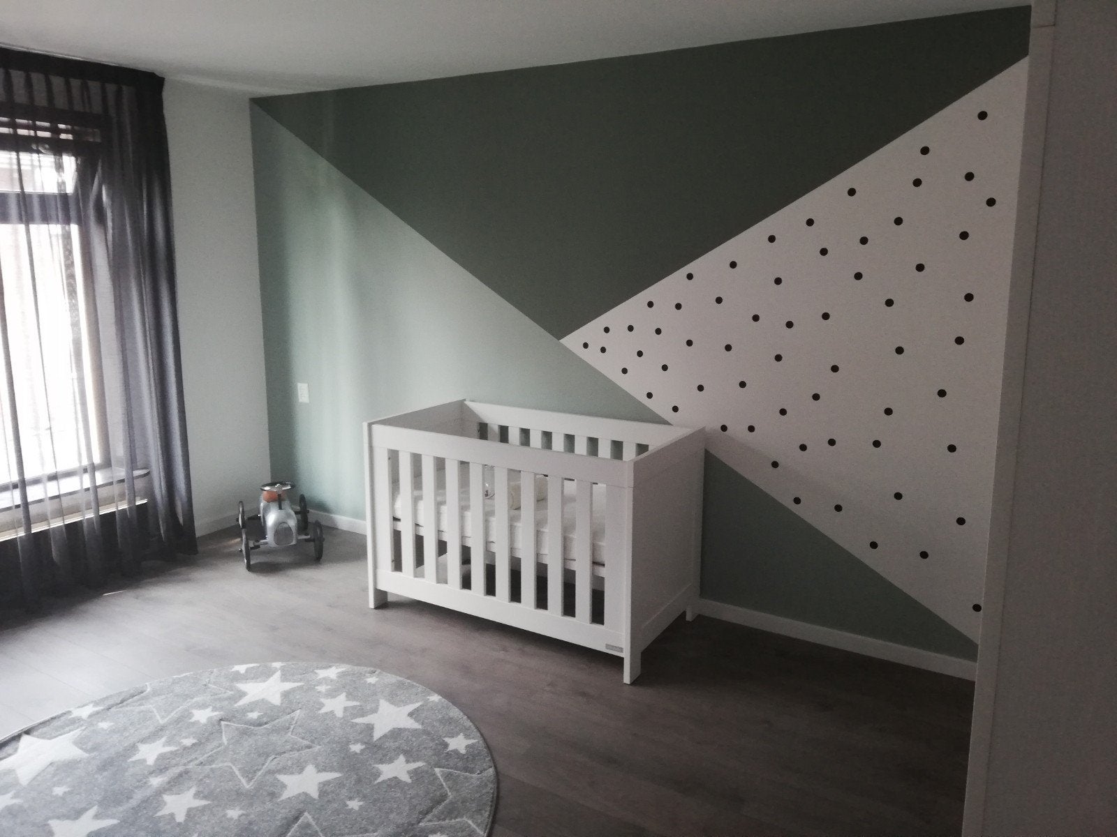 Zeer complete Babykamer: Ledikant+matras, Kast en Commode, Ophalen, Zo goed als nieuw, Jongetje of Meisje