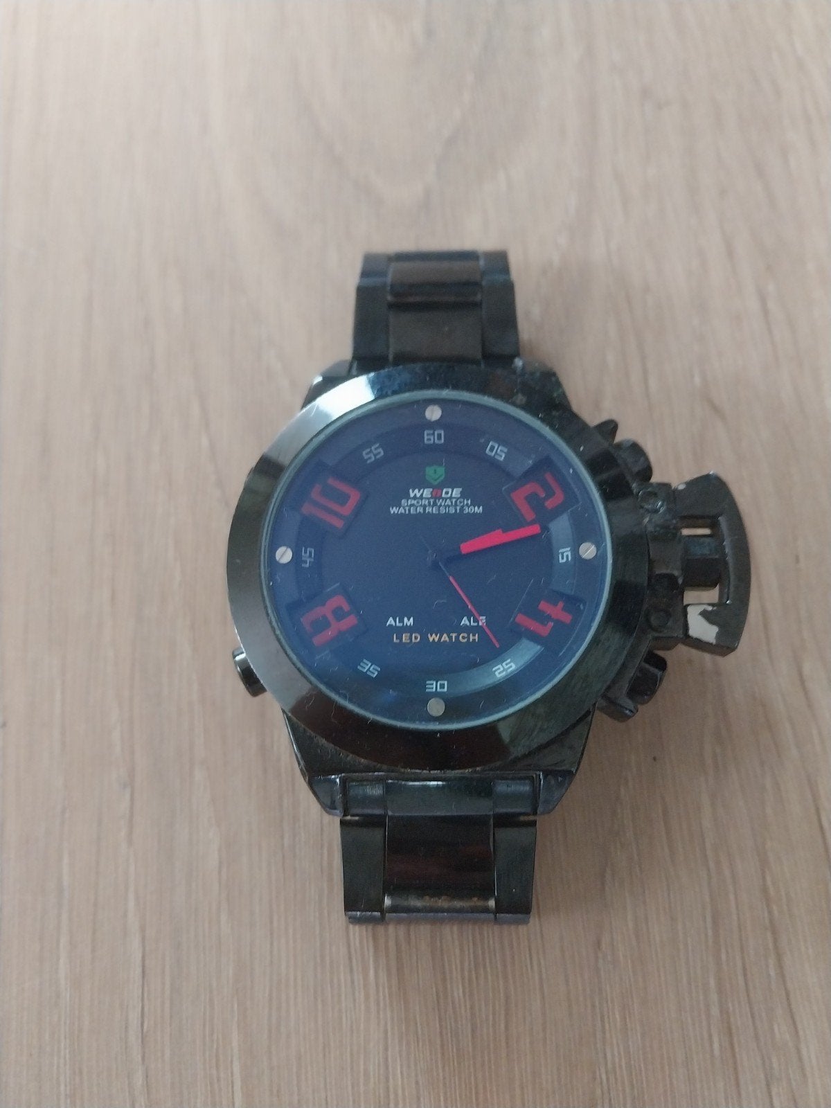 Weide LED Horloge - Zwart, Zo goed als nieuw, Ophalen of Verzenden, Zo goed als nieuw, Overige merken