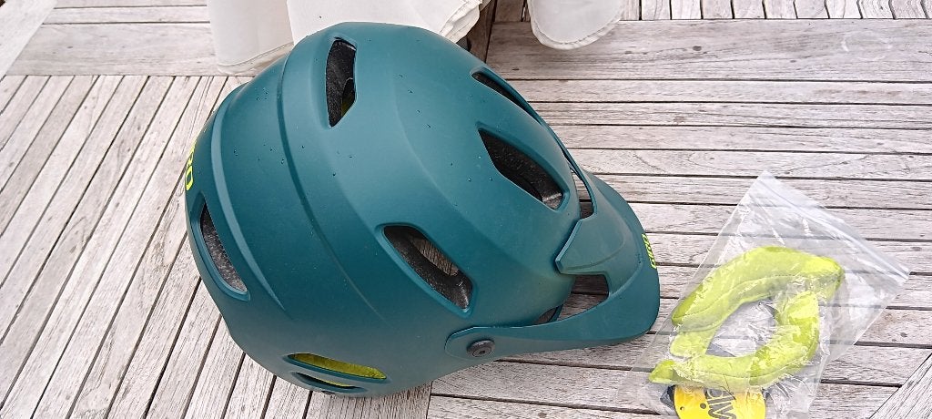 MTB-fietshelm, Fietsen en Brommers, Fietsaccessoires | Fietshelmen, Ophalen, Giro, Zo goed als nieuw, L