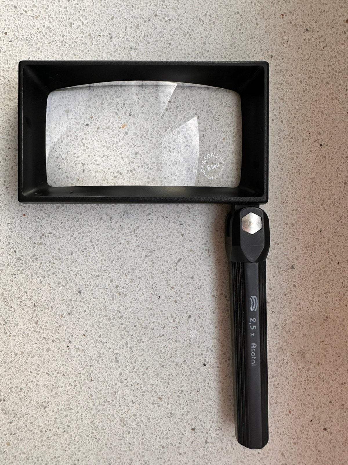 Vergrootglas loep handzaam 2,5 x asotal 6 optr., Ophalen of Verzenden, Zo goed als nieuw, Vergrootglas of Loep