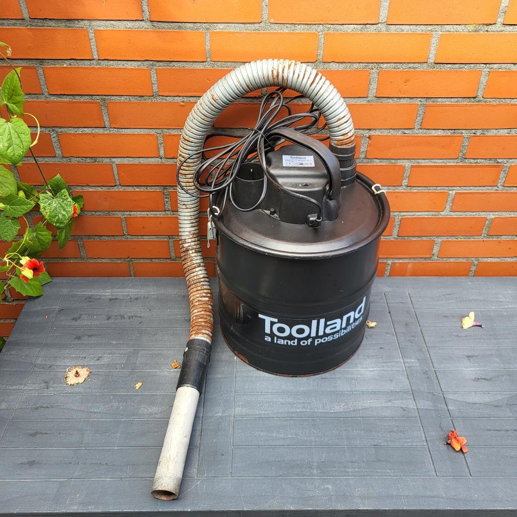 Asstofzuiger Toolland, Ophalen, Gebruikt, Reservoir, Minder dan 1200 watt
