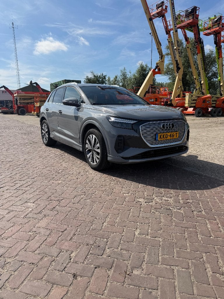 Audi Q4 e-tron 35 E-tron 52kWh 170pk 2021 Grijs (incl. BTW), Auto's, Audi, Automaat, 510 min, 1865 kg, 33 min