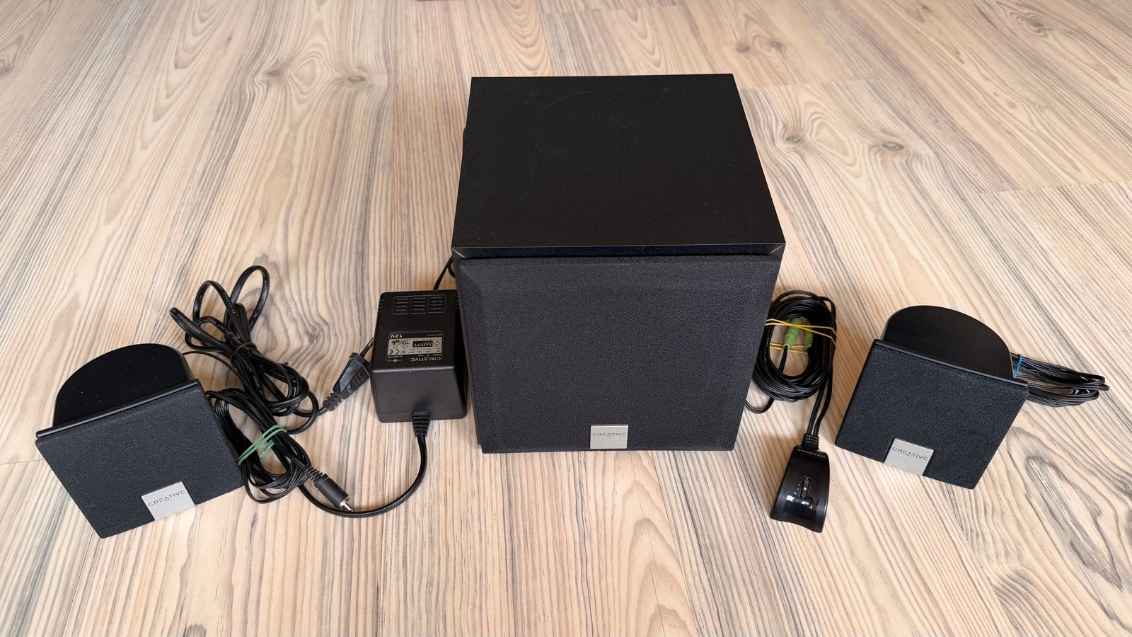 Creative Inspire 2.1 2400 Luidsprekerset met Subwoofer, Ophalen of Verzenden, Gebruikt, Audiokanaal 2.1