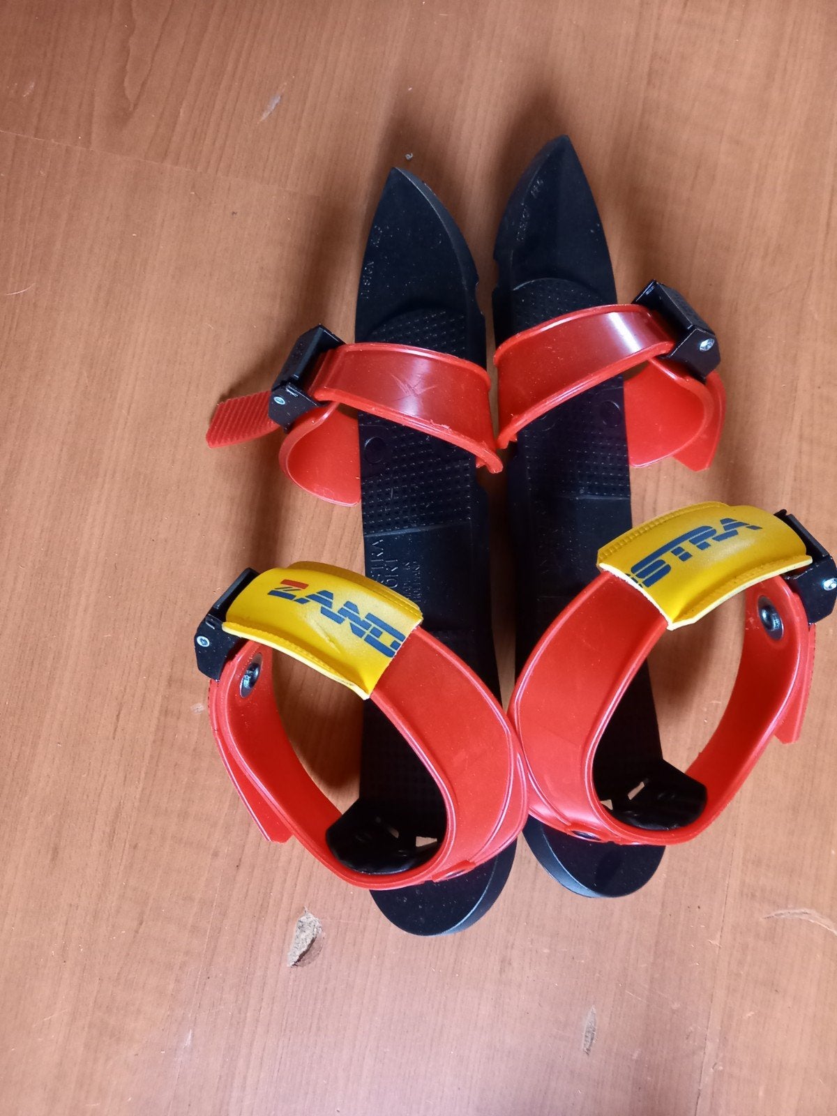 Easy Gliders schaatsen maat S is voor schoen maat 26 tot 31., Ophalen of Verzenden, Snorkelvinnen