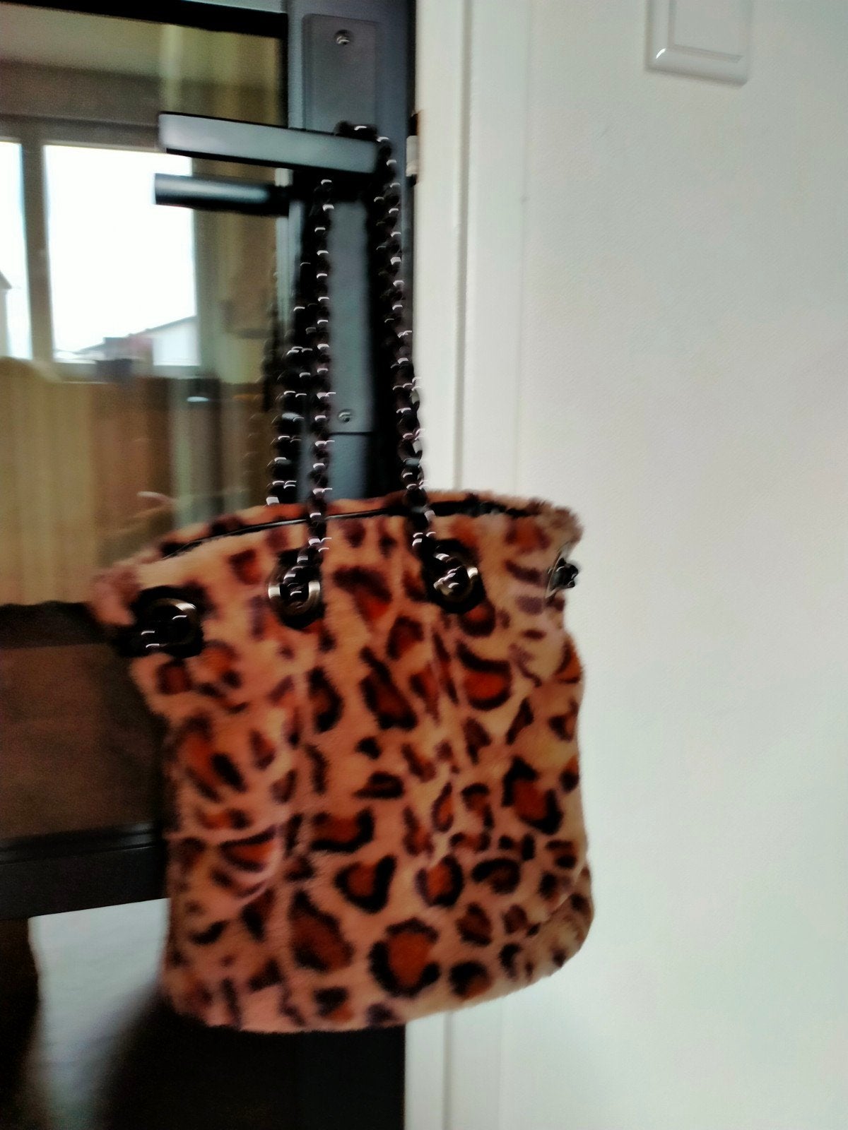 Leopard print tas met kettinghengsels, Ophalen of Verzenden, Zo goed als nieuw, Bruin, Handtas