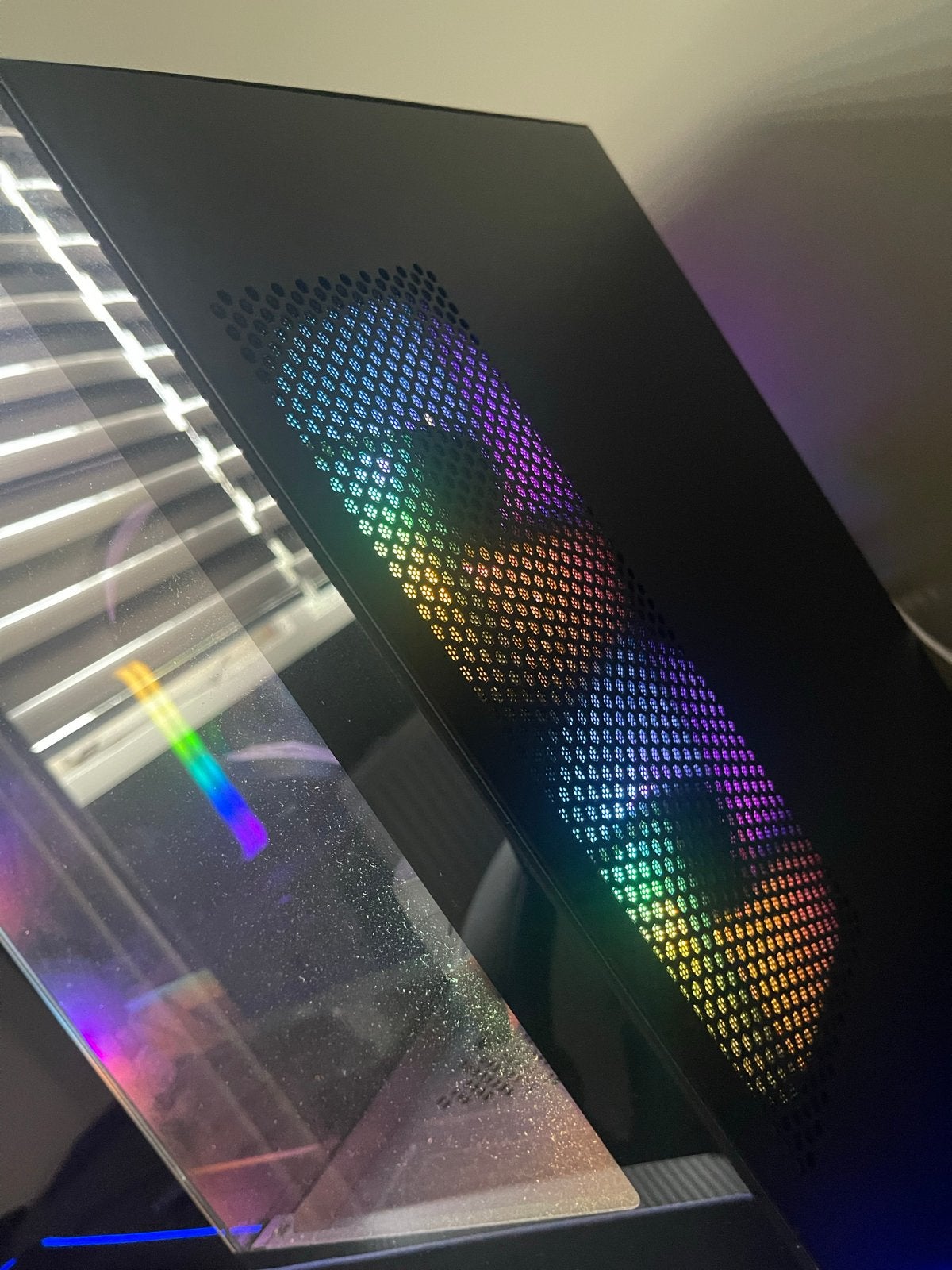 Foto 5 van Gaming PC met Intel i5-9400F, GTX 1660 Ti, 16GB RAM, 465GB S