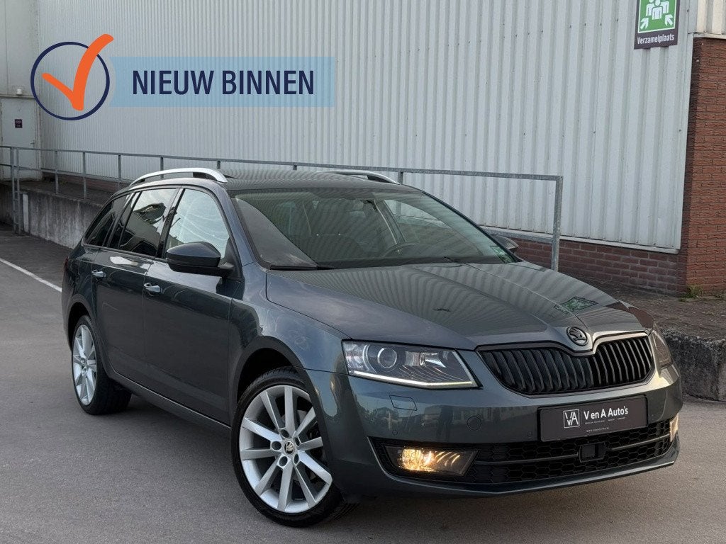 Skoda Octavia Combi 1.0 TSI | Panoramdak | Trkhaak |, Auto's, 21 km/l, Dealer onderhouden, Gebruikt, Handgeschakeld