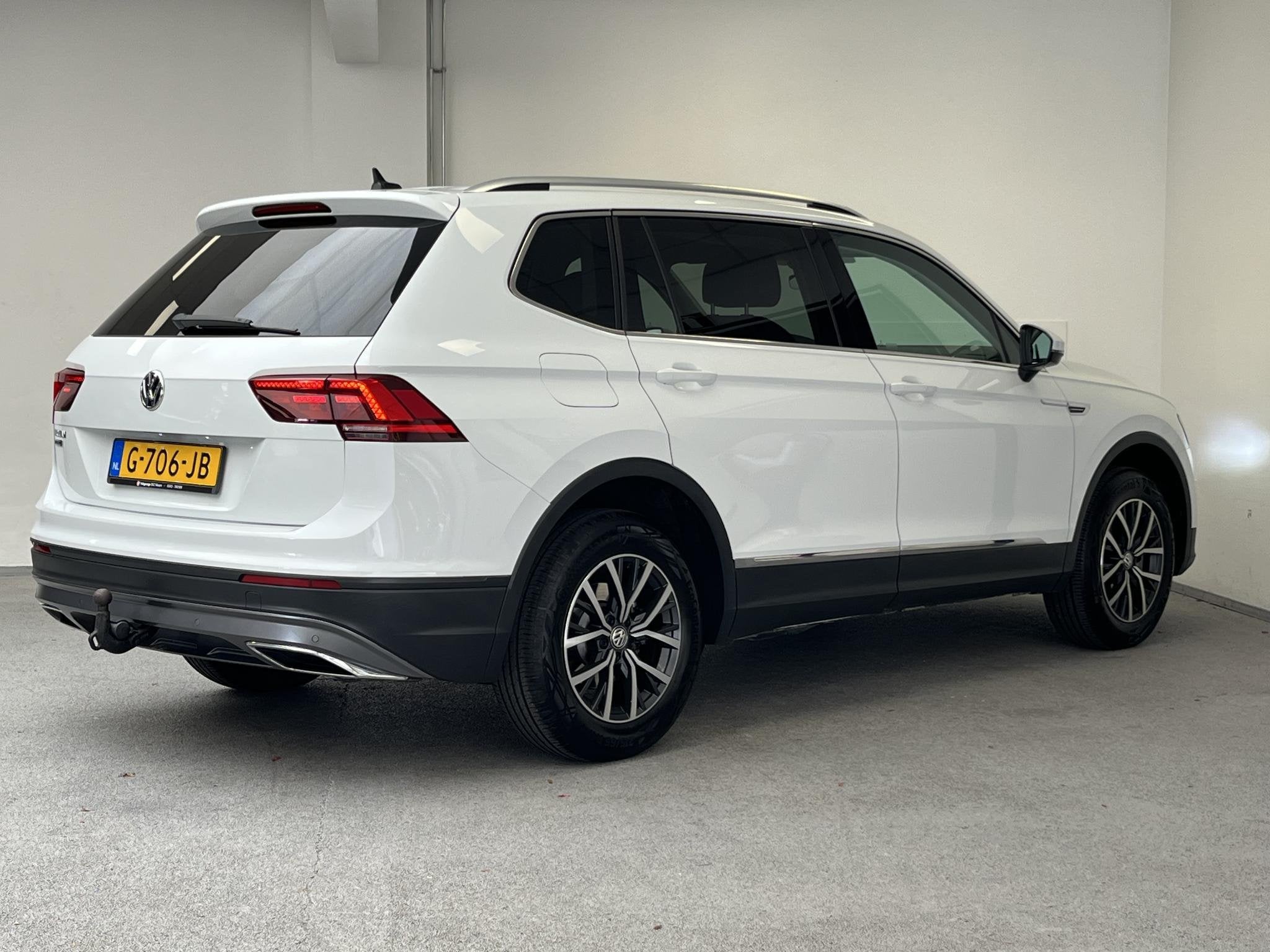 Volkswagen Tiguan Allspace 1.5 TSI Comfortline Business | TR, Auto's, Stof, 150 pk, Wit, Origineel Nederlands