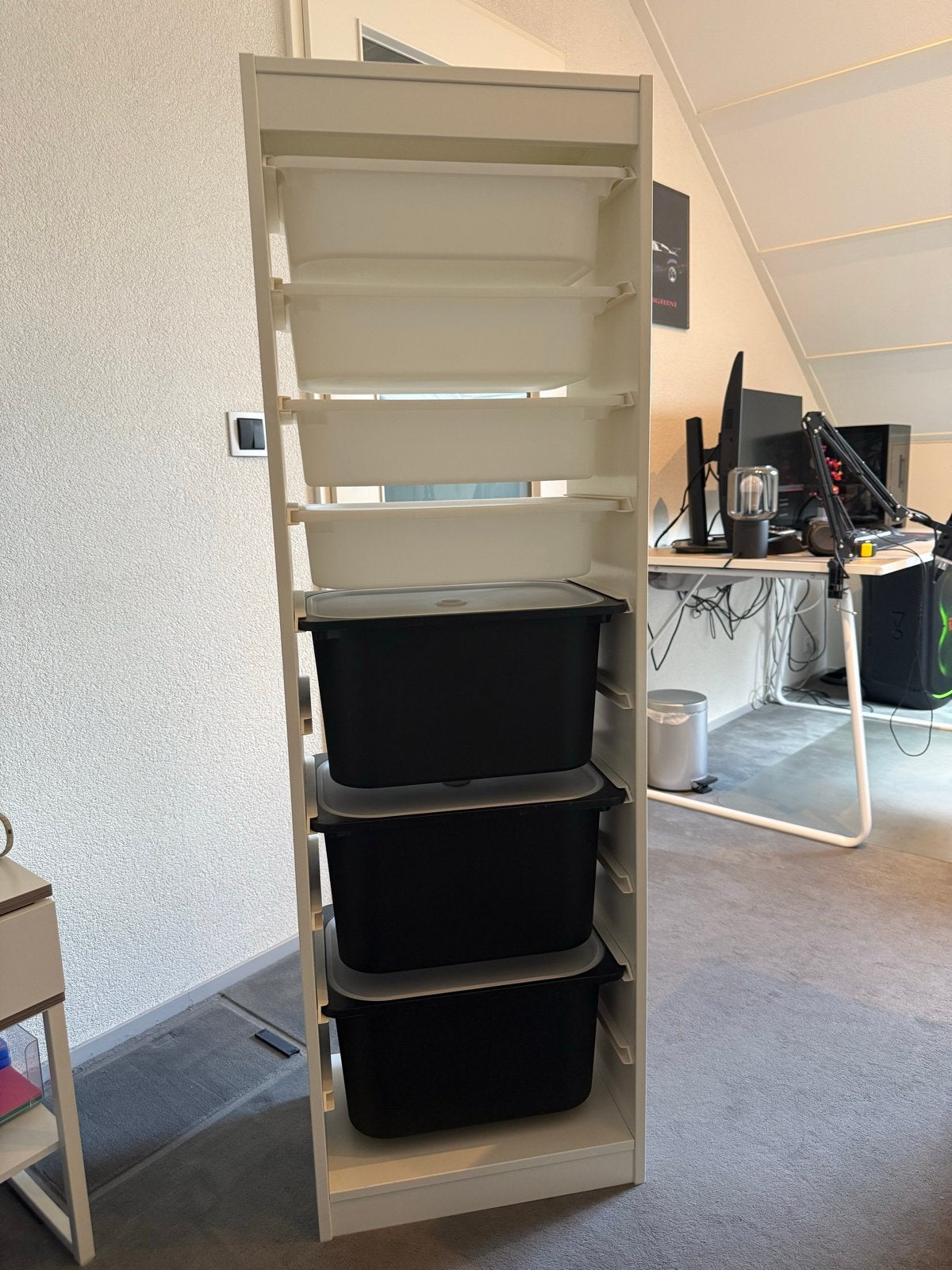 Ikea Trofast kast met 3 zwarte en 4 witte bakken, Ophalen, Gebruikt