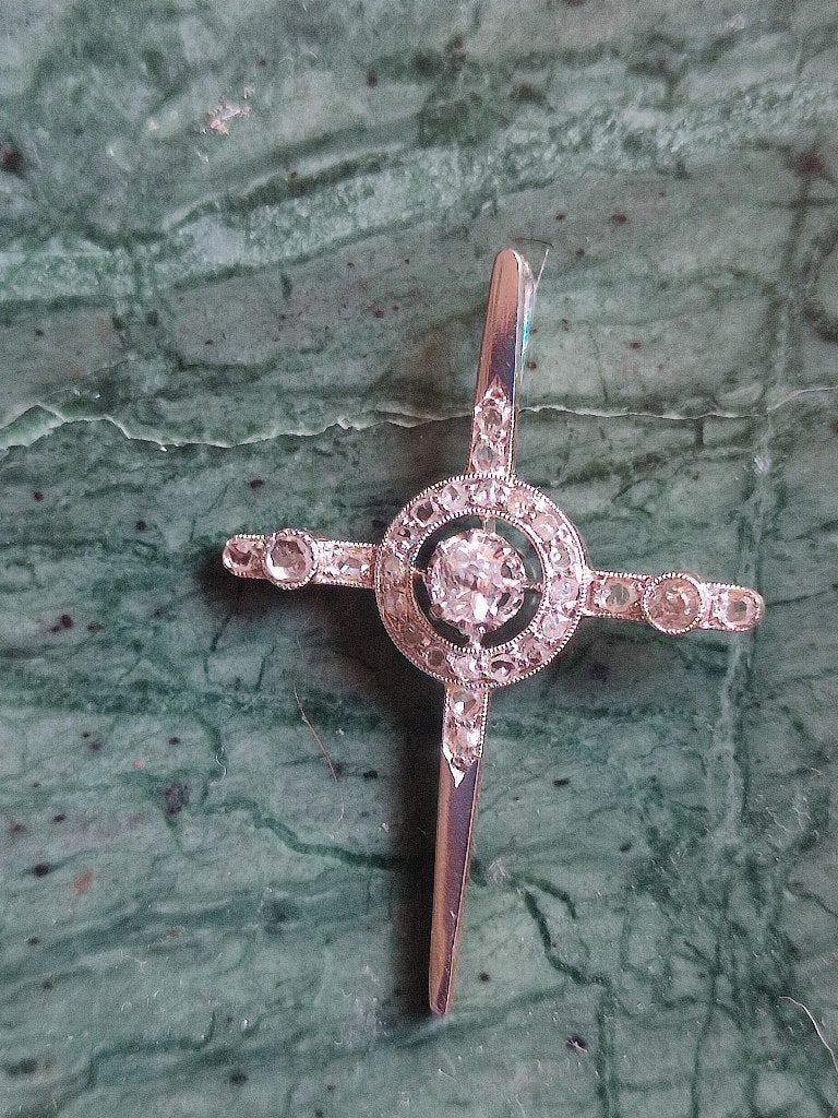 Antieke platinum/goud kruishangertje met diamanten, Ophalen of Verzenden, Zo goed als nieuw, Goud, Goud