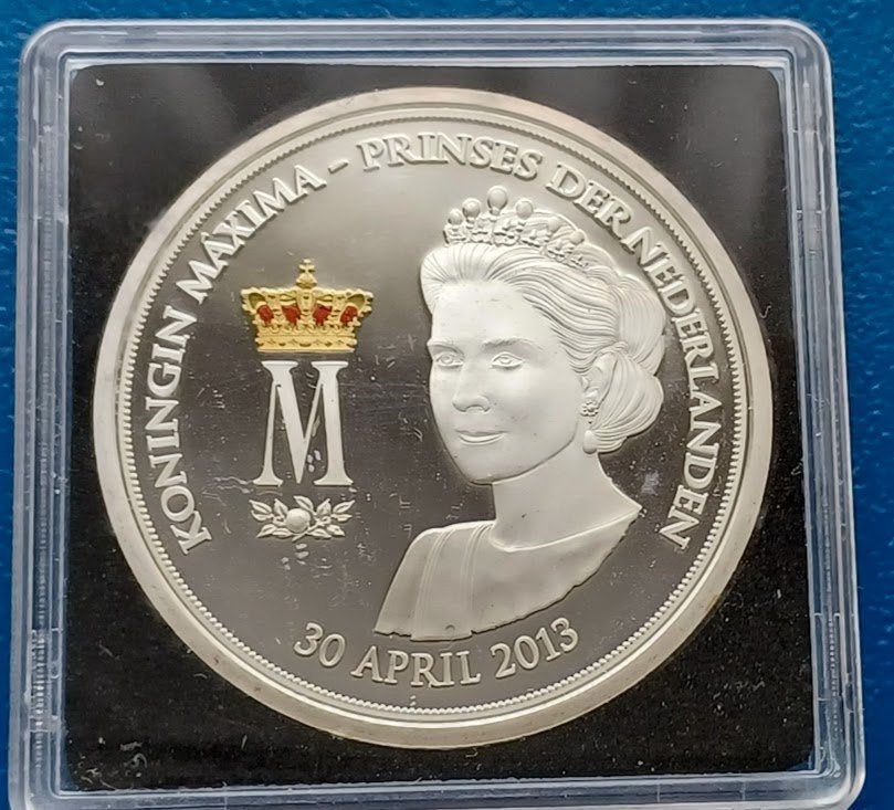Koningin Máxima Prinses der Nederlanden - Ons Vorstenhuis, Postzegels en Munten, Verzenden, Overige materialen