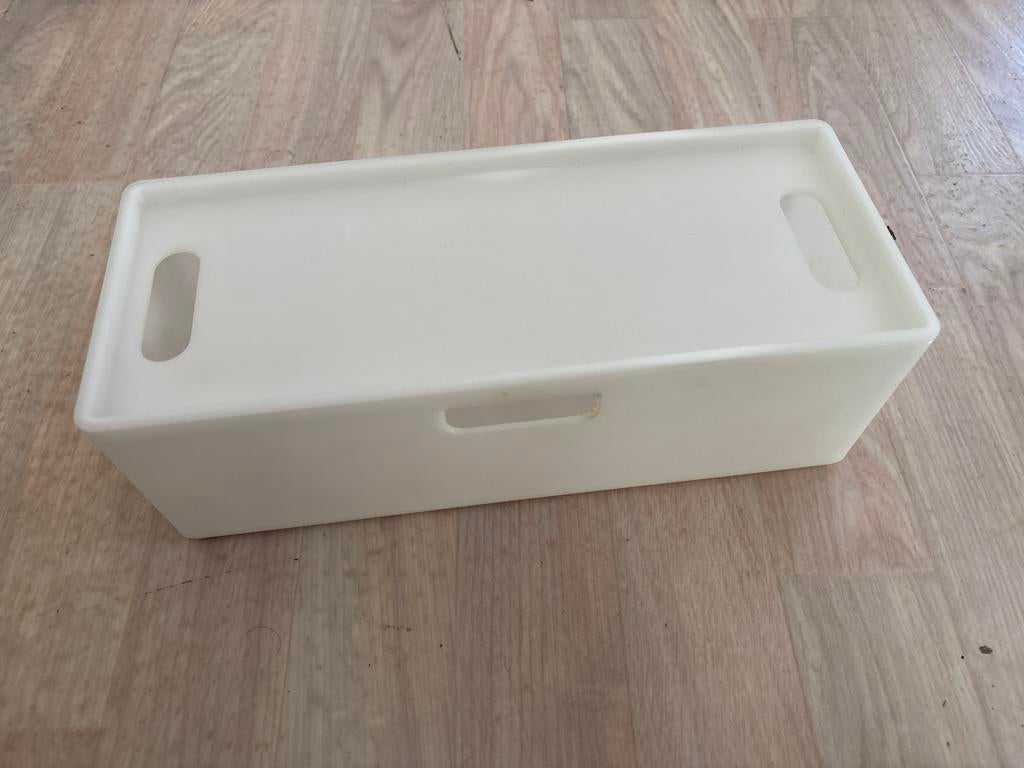 Witte opbergbak met deksel - 30x12x10cm, Ophalen of Verzenden, Zo goed als nieuw, Kunststof, Minder dan 50 cm