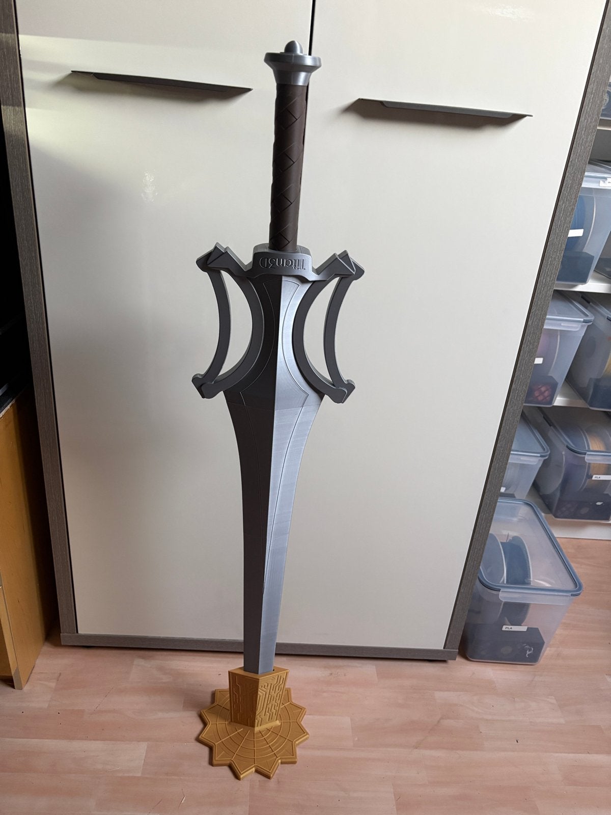 3D Geprint Cosplay Zwaard - 110cm met optionele muurbeugel, Ophalen of Verzenden, Nieuw, Toneelattributen of Onderdelen