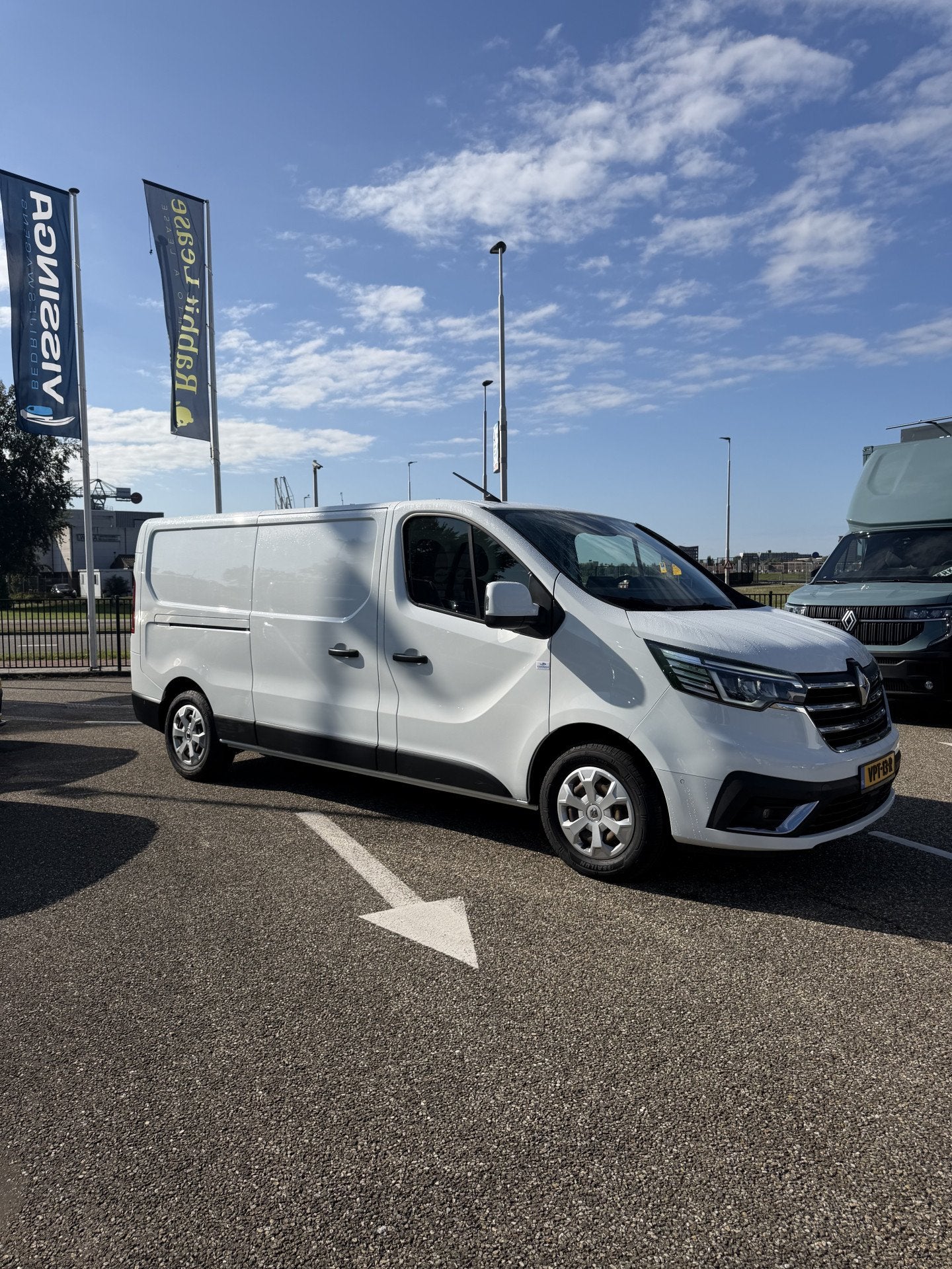 Foto 22 van Renault Trafic L2H1 | Work Edition| Trekhaak | Camera | Navi