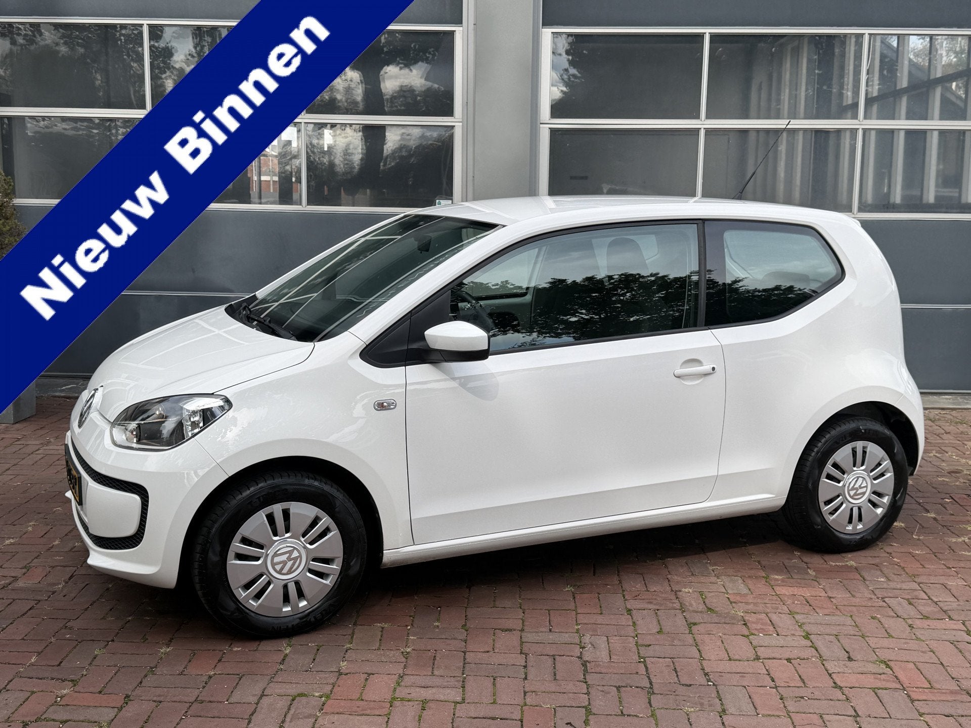 Volkswagen up! 1.0 high up! BlueMotion Bj 2014 Airco,Radio/c, Auto's, Volkswagen, Voorwielaandrijving, Stof, Up!, Wit