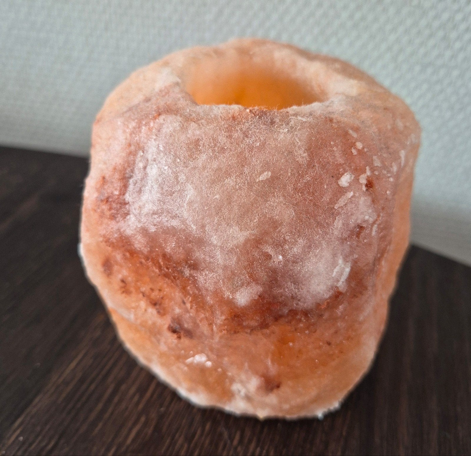 theelichthouder gemaakt van zoutsteen, 10 cm, Natuurlijk materiaal, Waxinelichthouder, Oranje