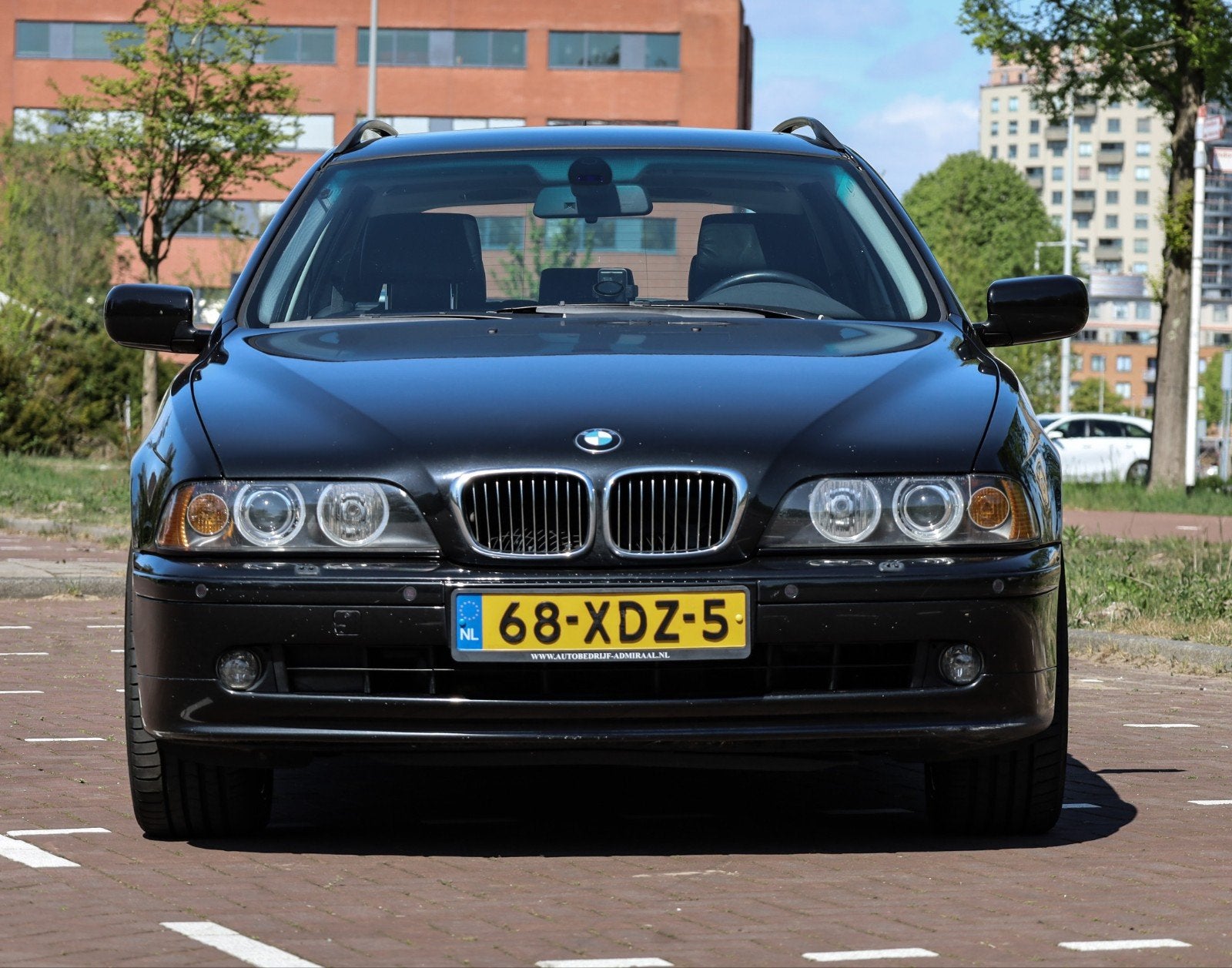 BMW 540i Touring M-sport E39 2000 Zwart, Auto's, BMW, 2000 kg, Zwart, Stationwagon, Particulier