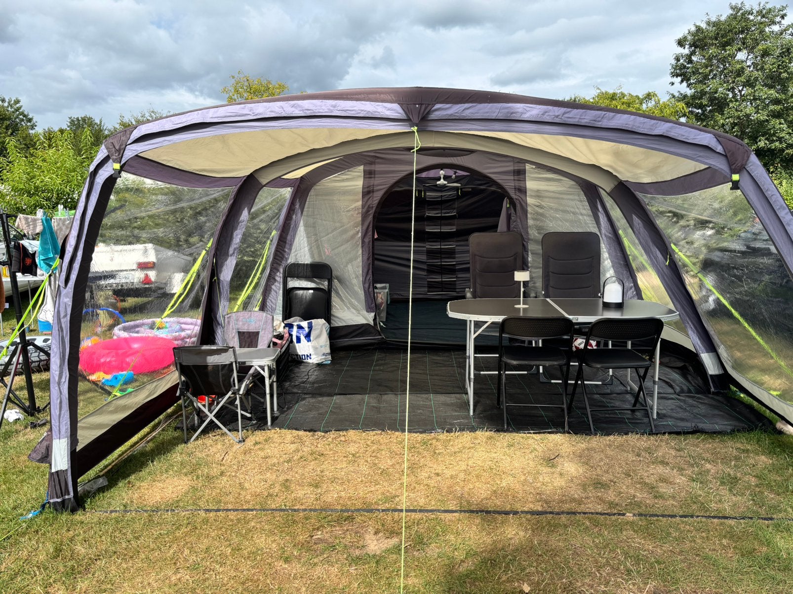 Kampa hayling 6 air., Caravans en Kamperen, Tenten, Ophalen, Gebruikt