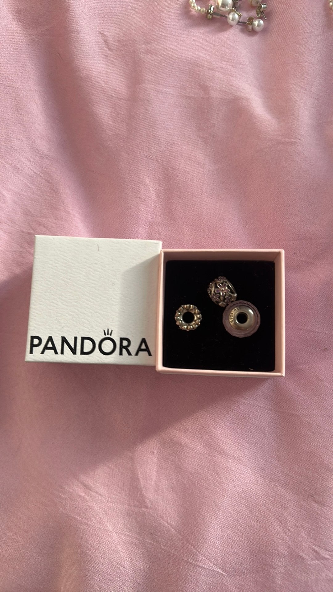pandora bedels, Ophalen, Pandora, Zo goed als nieuw, 4 bedels of meer