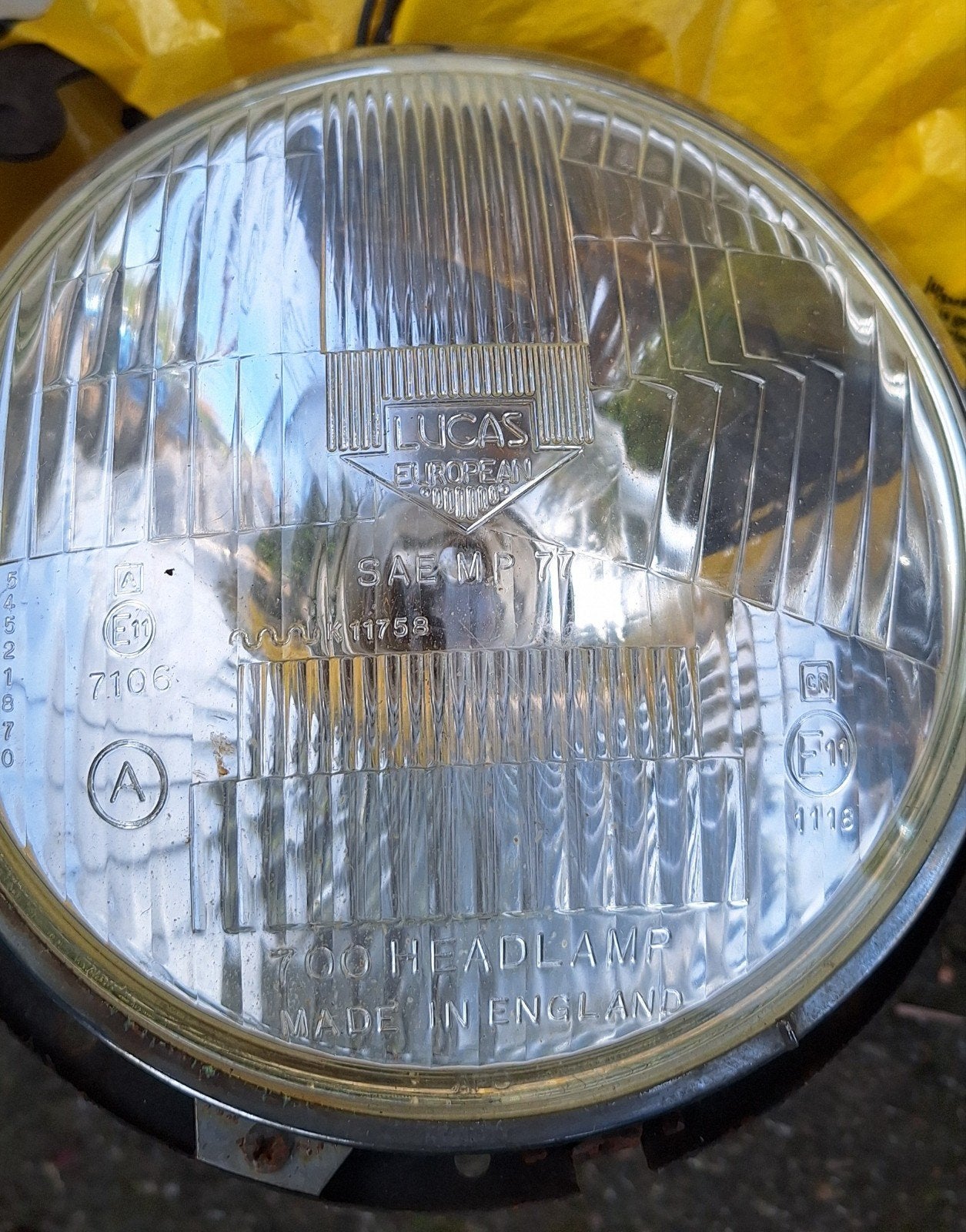 Lucas European 700 Headlamp - Oldtimer Onderdeel, Auto-onderdelen, Ophalen of Verzenden