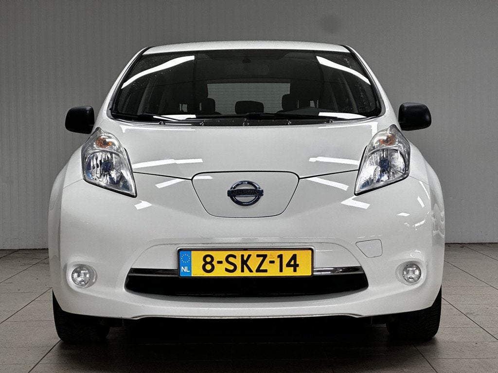 Nissan Leaf Visia 24 kWh/ LED Dagrijverl/ Clima/ Cruise/ Ele, Gebruikt, Wit, Origineel Nederlands, 1405 kg