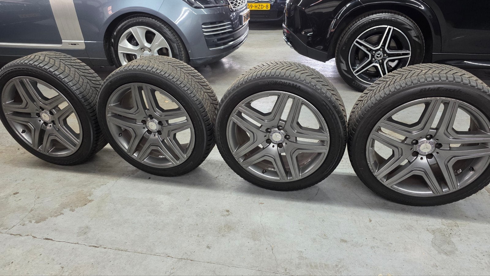 Mercedes ML Velgen 20 inch met Yokohama / BluEarth Banden, Ophalen, Gebruikt, Mercedes-Benz
