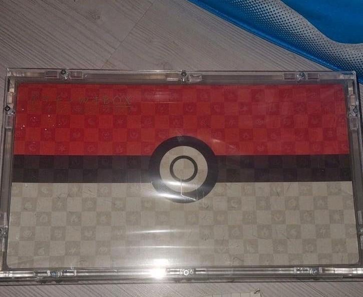 Pokemon stamp box, Hobby en Vrije tijd, Verzamelkaartspellen | Pokémon, Ophalen of Verzenden, Nieuw