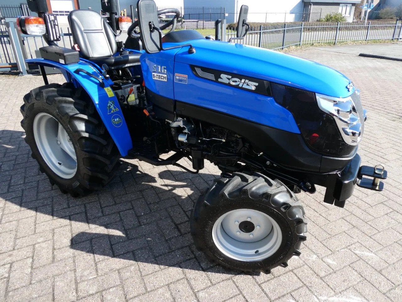 Solis 16 4wd / 0003 Draaiuren / Stuurbekrachtiging, Zakelijke goederen, Agrarisch | Tractoren, Overige merken, Gebruikt, De Maalstroom 3
8255 RN  Swifterbant