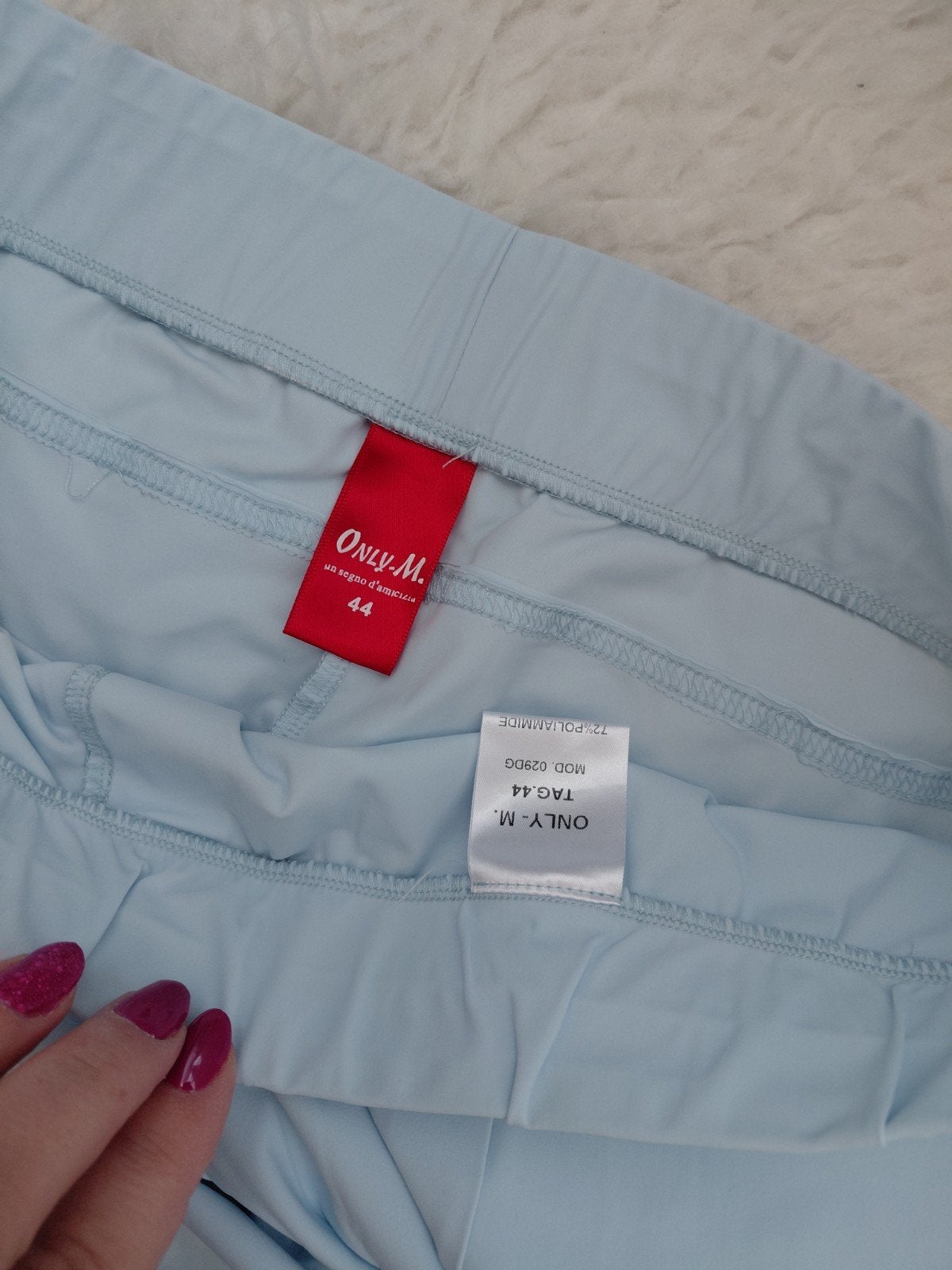 Te Koop: ONLY-M Broek,  mt 44. Lichtblauw.  Travelstof., Only-M, Blauw, Maat 42/44 (L), Ophalen of Verzenden
