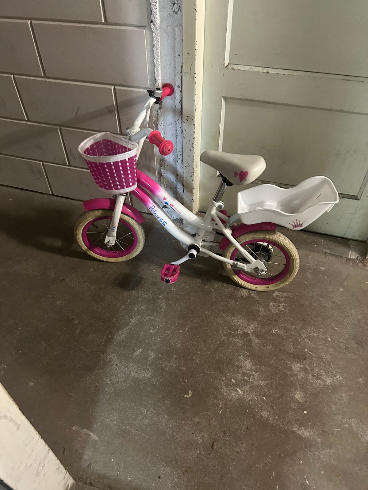 Heel moei mesje fiets, Ophalen, Zo goed als nieuw, Minder dan 16 inch