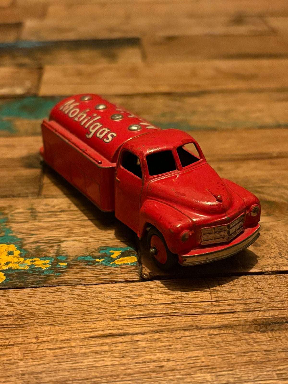 Dinky Toys 30p-G Mobilgas Tanker (1952-1953) – Origineel, Ophalen of Verzenden, Gebruikt, Bus of Vrachtwagen