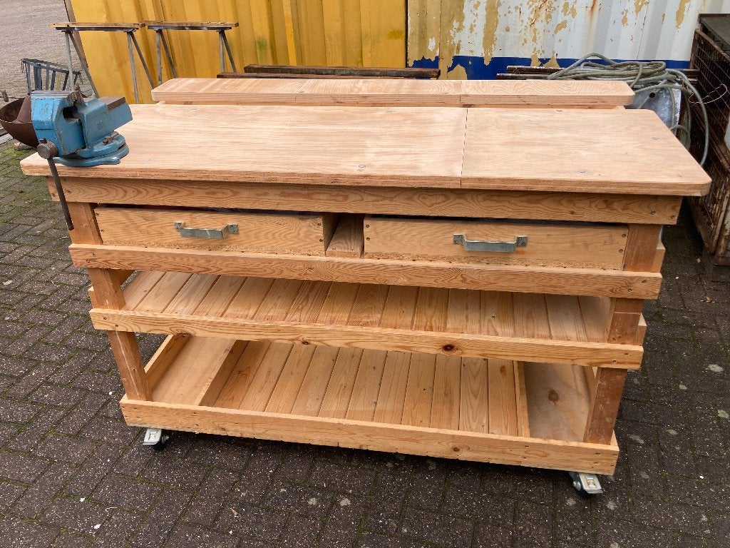 Mobiele werkbank met zware bankschroef, Ophalen, Gebruikt, 120 tot 170 cm, Bankschroef