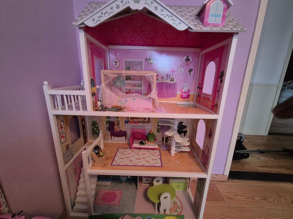 Poppenhuis, Ophalen, Zo goed als nieuw, Poppenhuis
