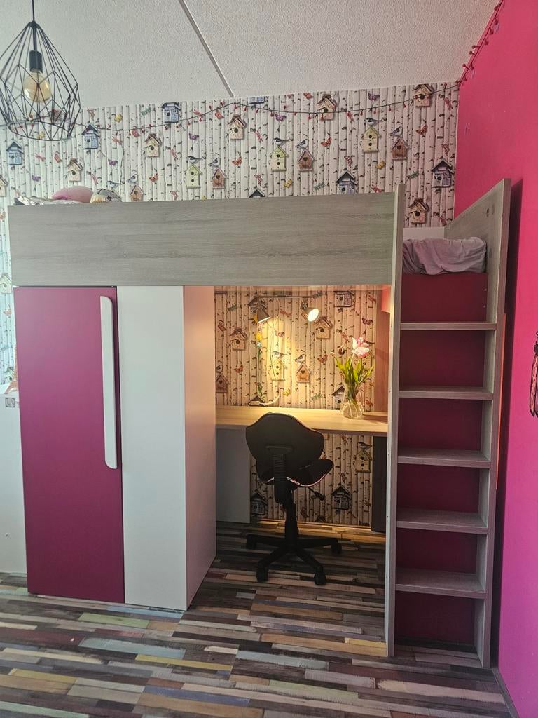 Hoogslaper meiden Trasman Studio Fuchsia met bureau en kast, Ophalen, Zo goed als nieuw, Hoogslaper
